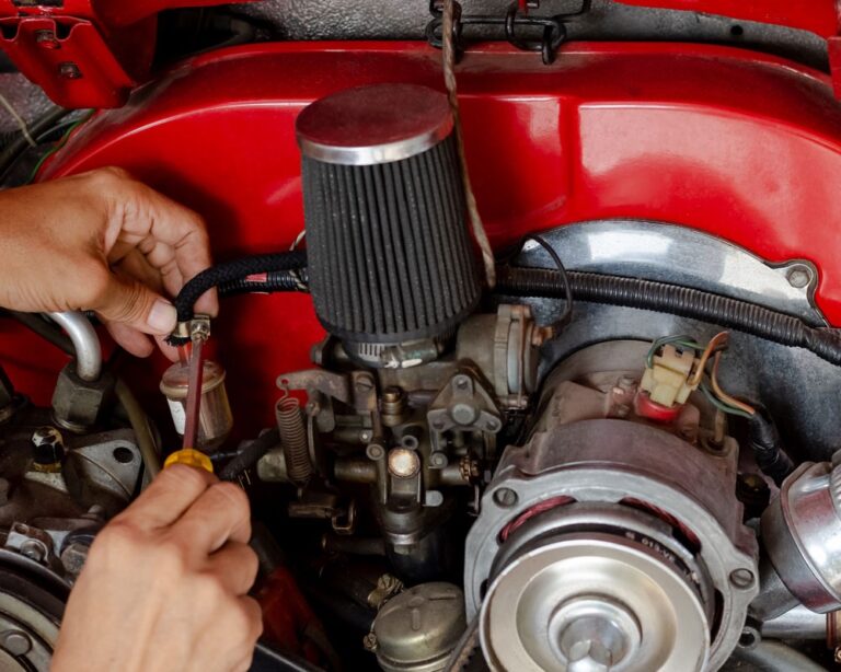 How Faulty Interior Lights Can Affect Night Driving