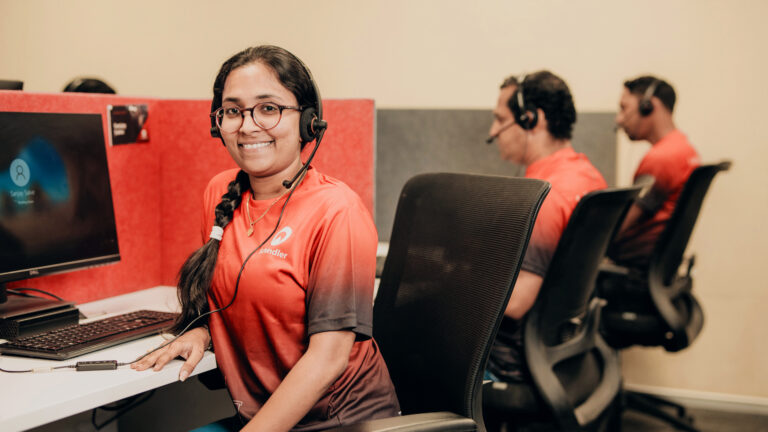 Ok com’s Mobile App: On-the-Go Convenience for US Jobs, Housing, Cars, and Local Services